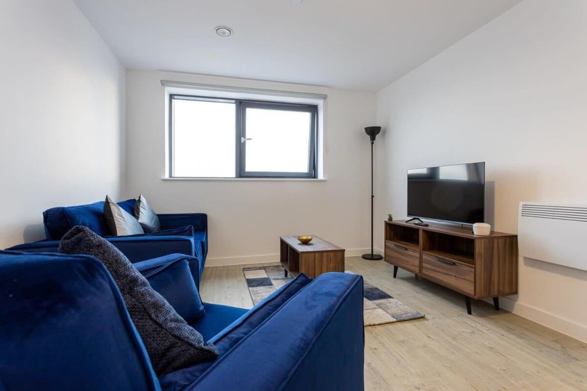 Modern 2 Bed Salford Apartment Stunning Views Manchester Eksteriør billede